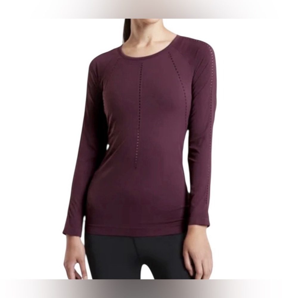 Athleta Burgundy/Brown Long Sleeve Work Out Top size medium